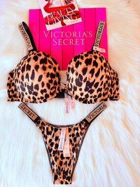 🩷🩷Victoria’s Secret logo shine strap set 38D/S🩷🩷
